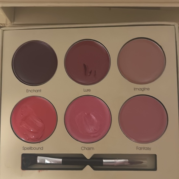 Pur Minerals Retired Cinderella Collection - Picture 5 of 8